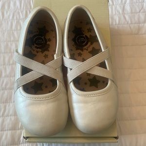 Size 10 Livie & Luca Aurora Dress Shoes